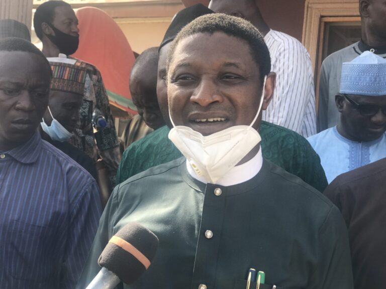 Journalists are light, salt of society, says Pam