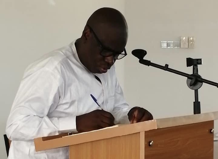 Photo news: Lawmaker holds interactive session with constituent