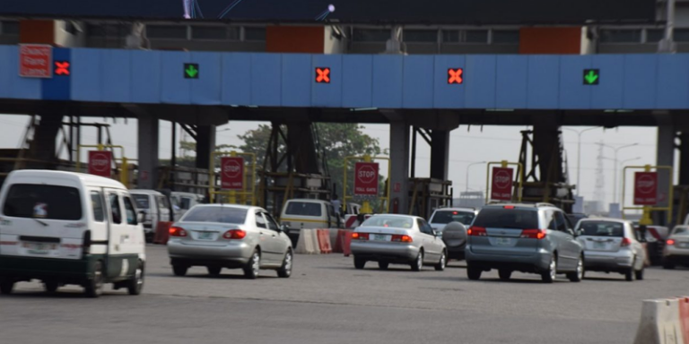 FG announces new policy for tollgates