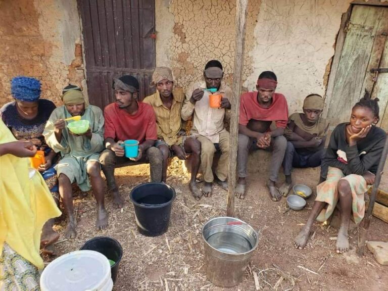 Troops raid bandits’ camp in Kaduna, rescue nine kidnapped victims
