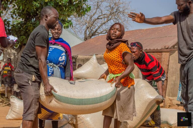 NGO distributes grains to IDPs in Kaduna