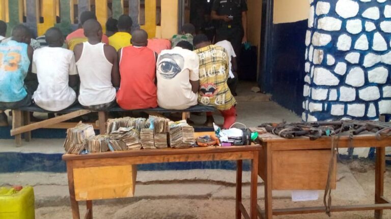 Police arrests six suspected kidnappers in Taraba, recovers N8.5m, arms 