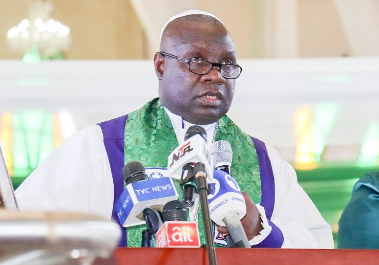 Leadership crisis: CAN abolishes northern, southern structures